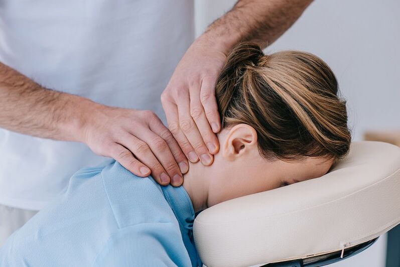 Para eliminar a síndrome neurolóxica, úsase masaxe manual